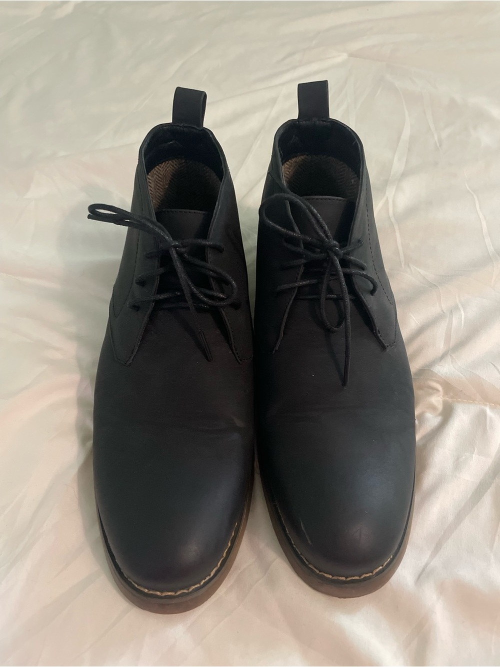 Men's Black Lace-Up Chukka Boots